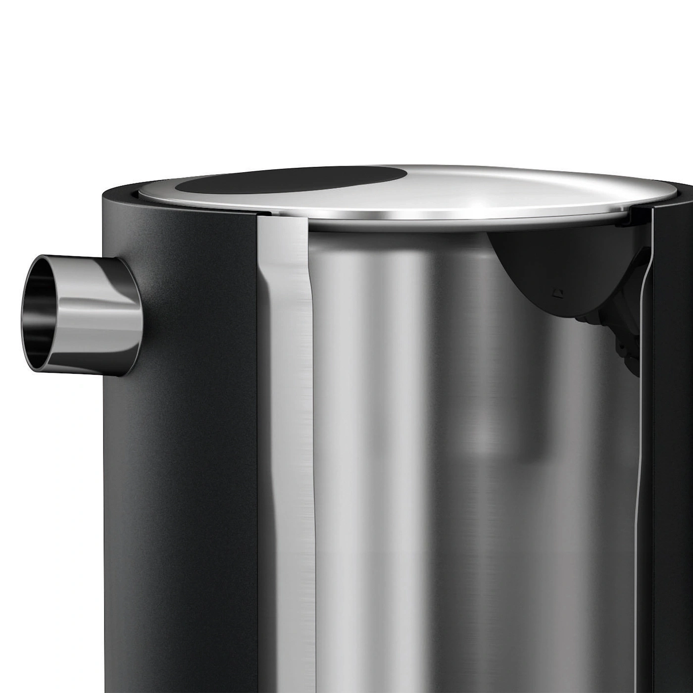 Bouilloire en acier inoxydable avec boîtier noir et bec verseur, gros plan, détail