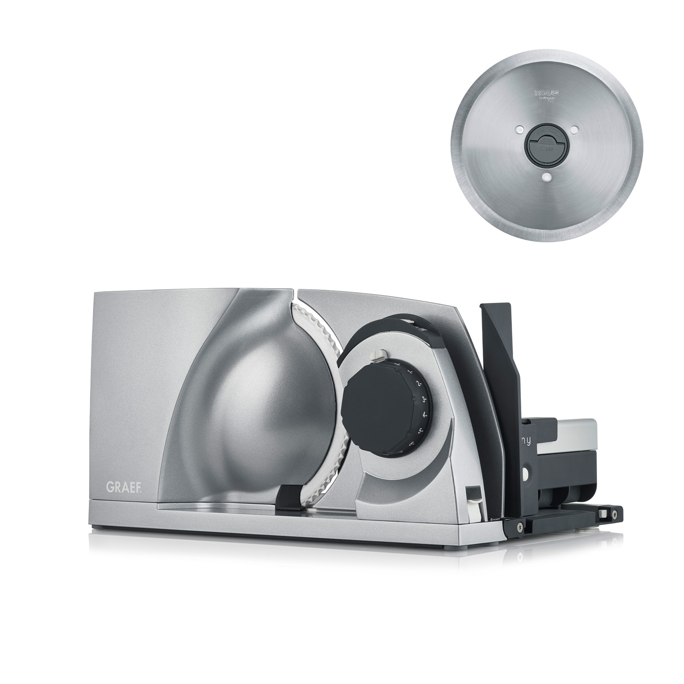 Trancheuse Graef argentée avec lame amovible et molette de réglage de l'épaisseur.