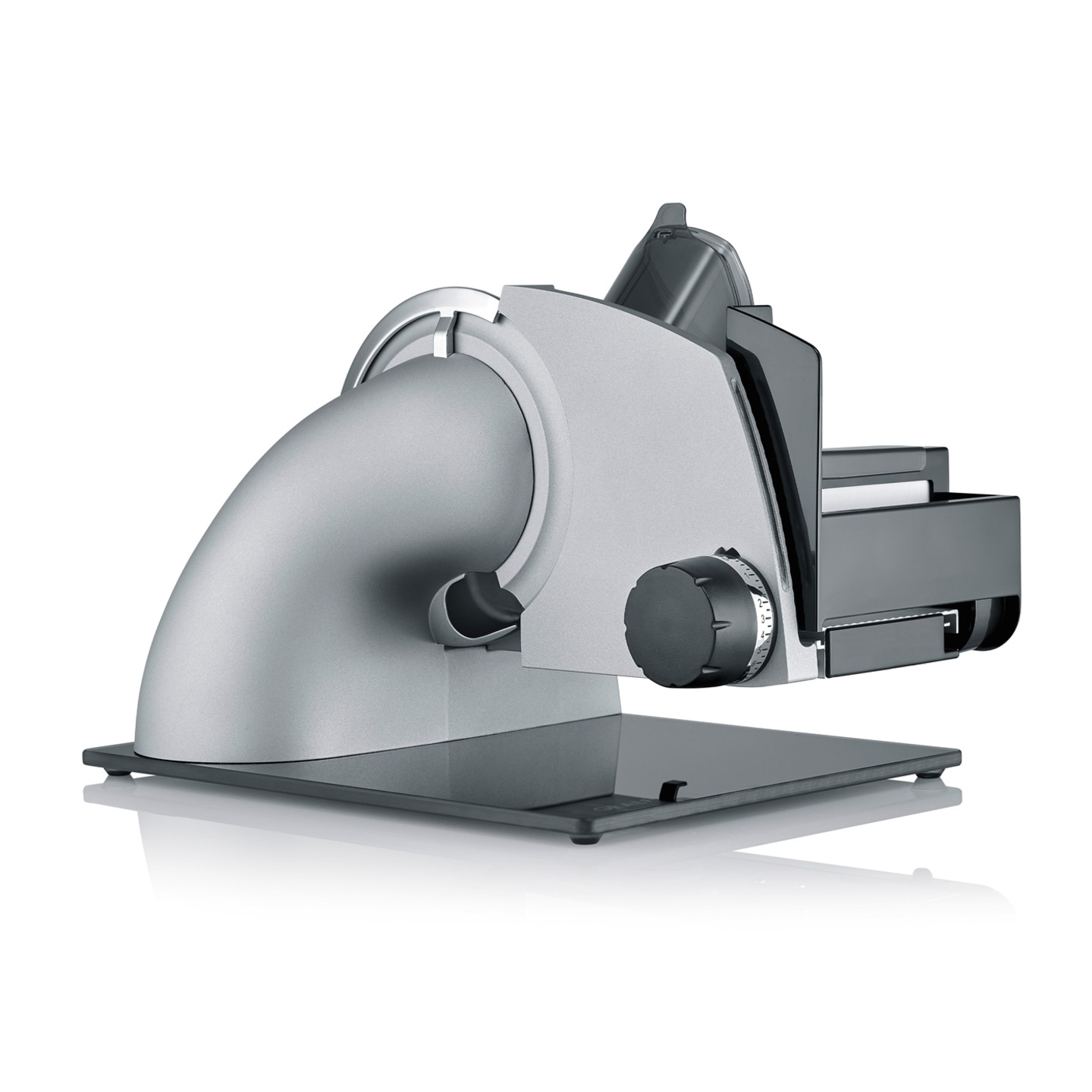 Trancheuse électrique, argentée avec bouton noir et base, pour trancher les aliments