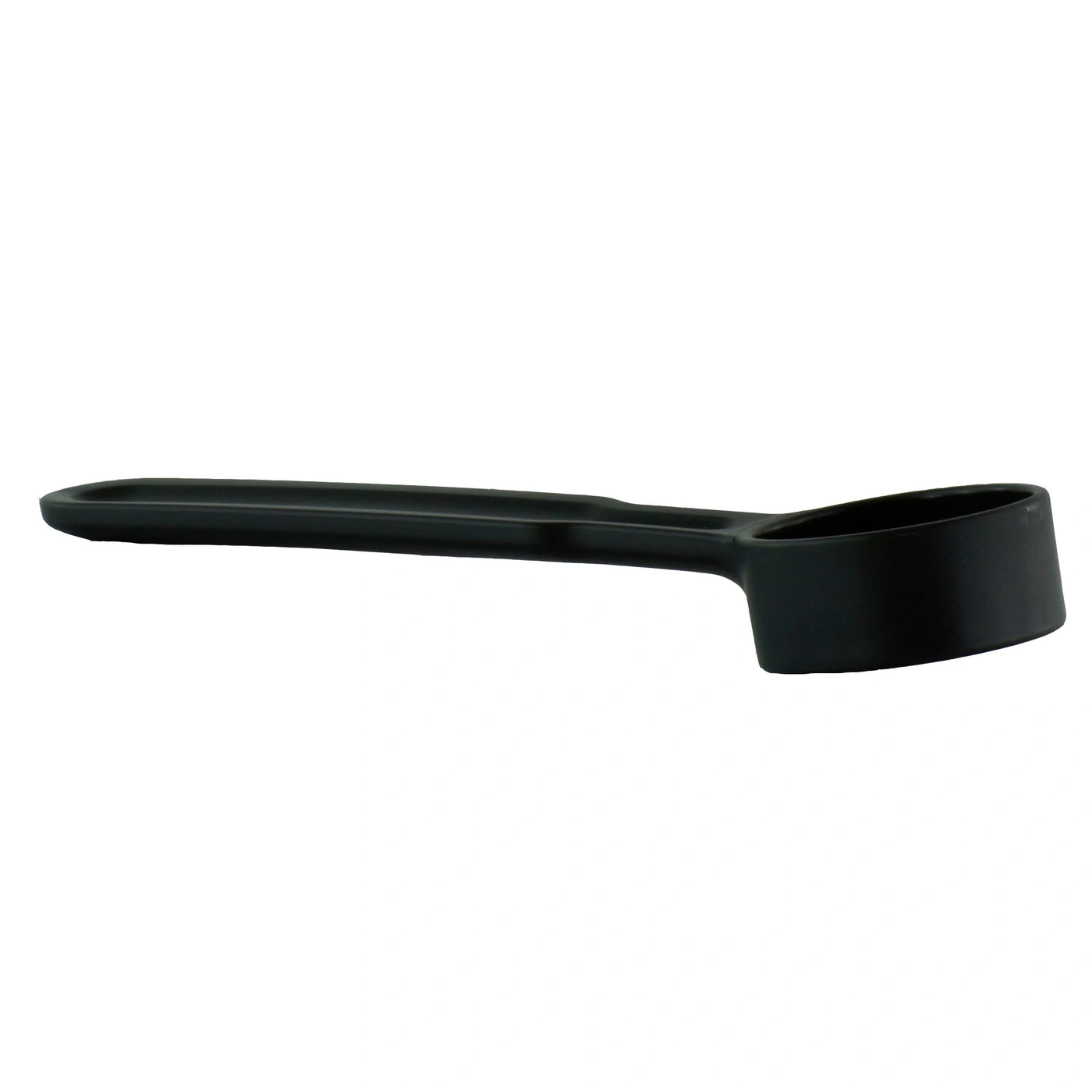 Cuillère noire avec long manche isolée sur fond blanc.
