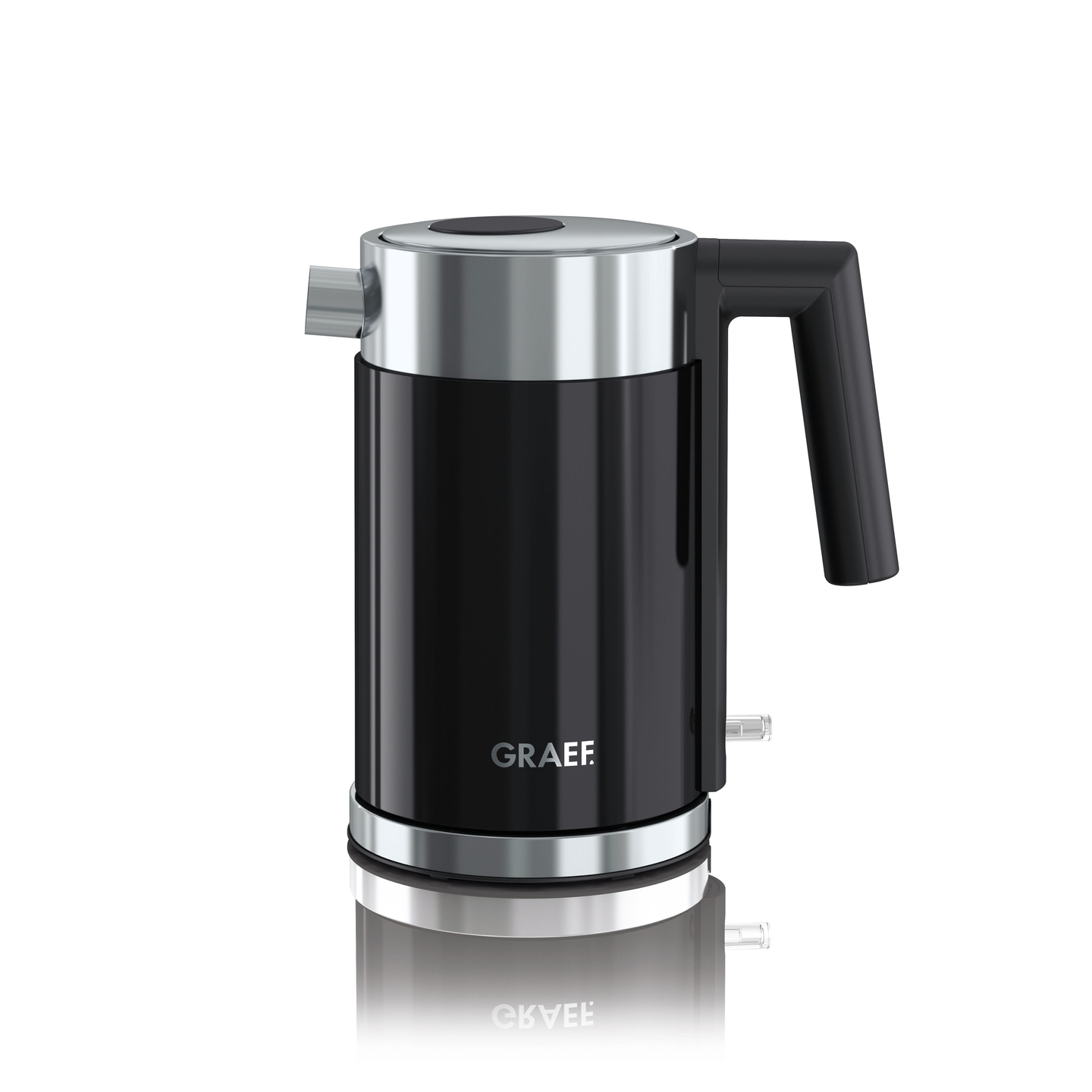 Black electric kettle with silver accents and GRAEF logo on a white background.