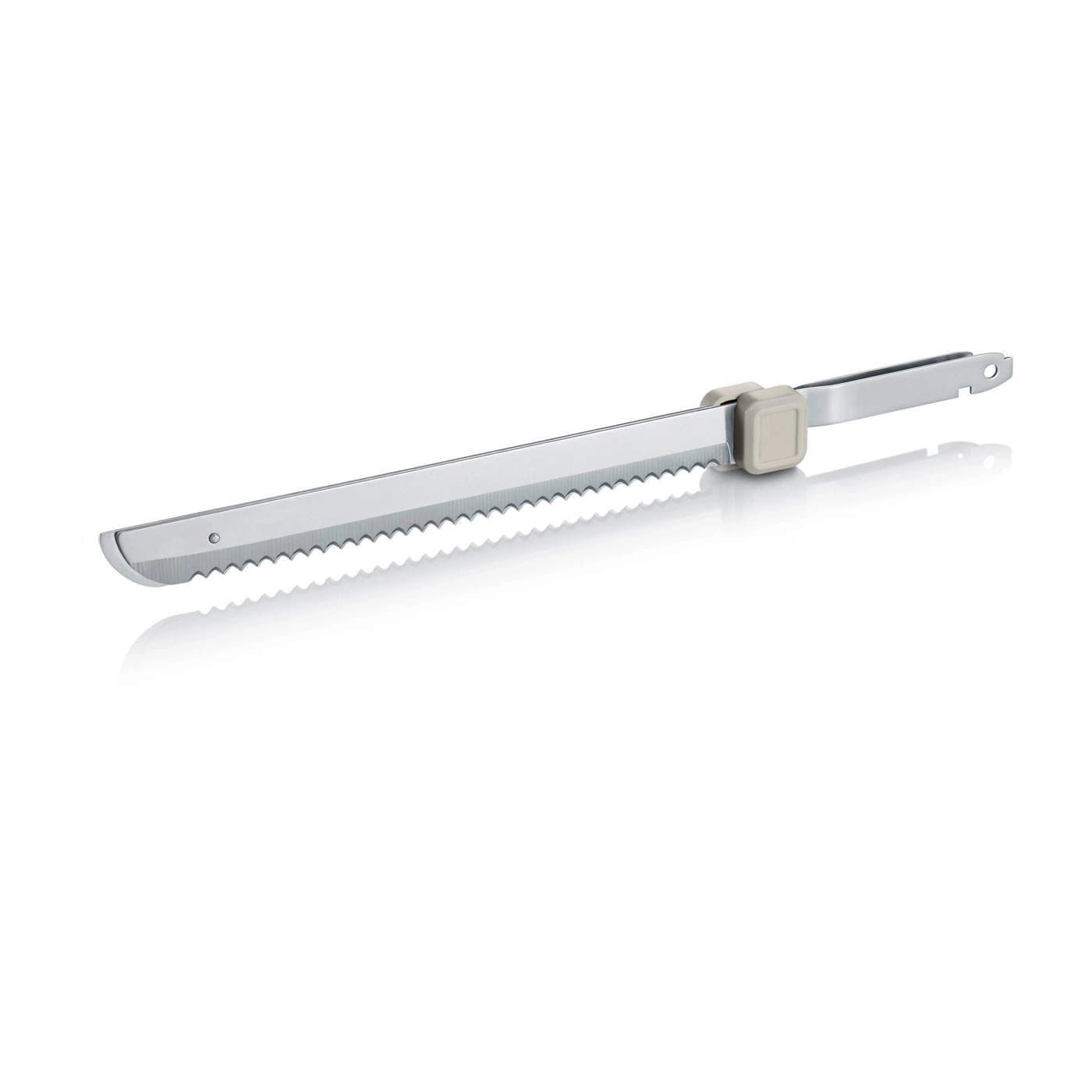 Couteau à pain avec lame dentelée et manche sur fond blanc
