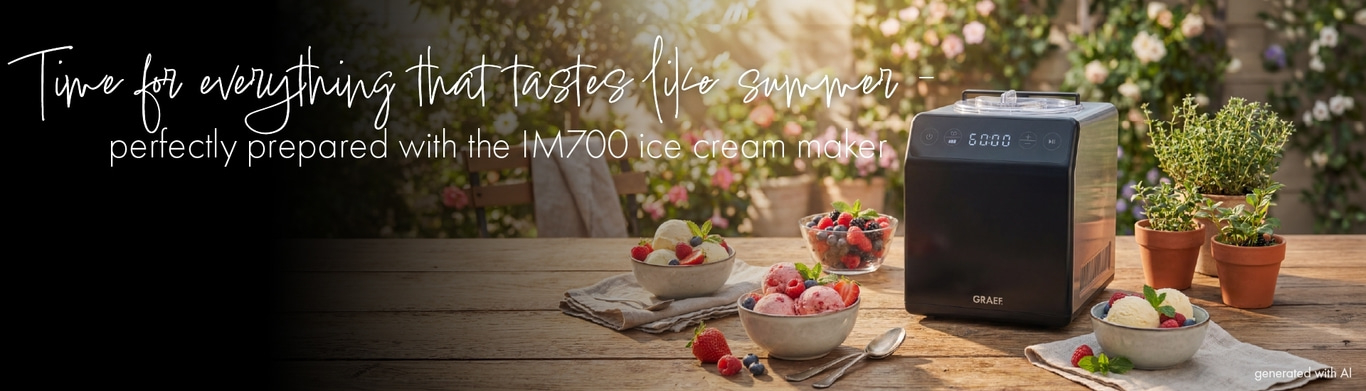 Summer ice cream time with Graef ice cream maker, served with fresh berries.