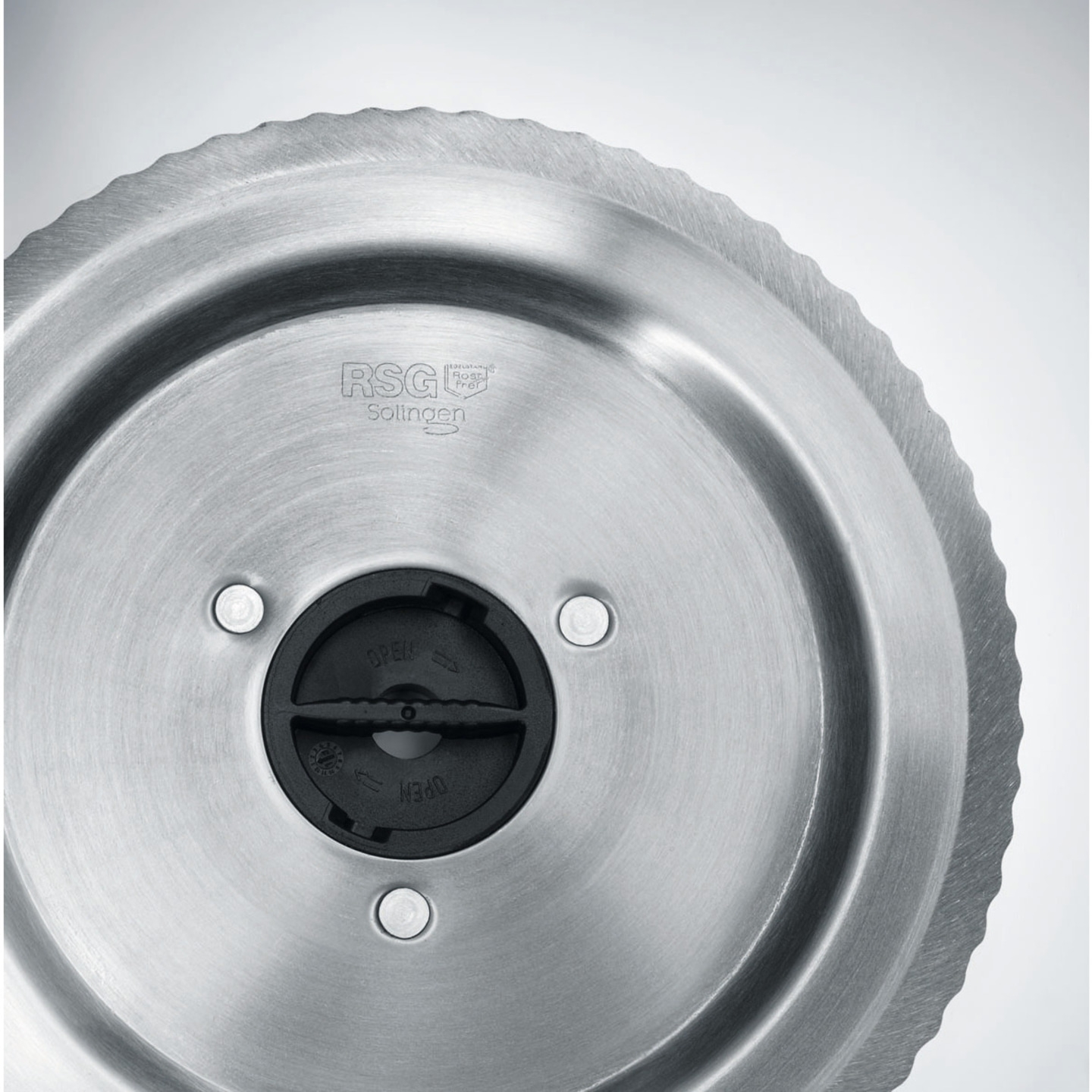 Lame de scie circulaire en métal avec verrou rotatif noir et logo RSG Solingen.