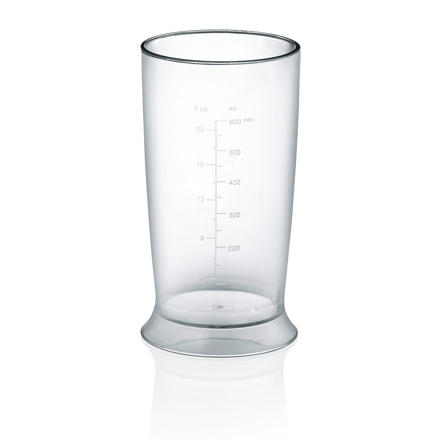 Gobelet doseur transparent avec échelle pour liquides, vide, isolé sur blanc