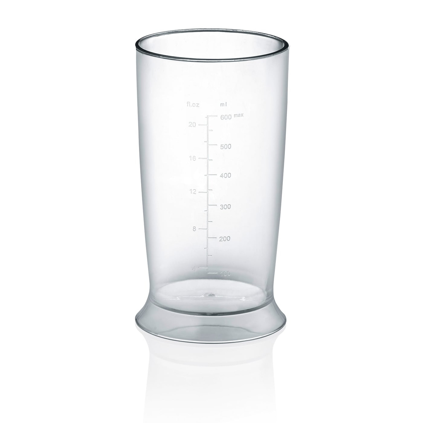 Gobelet doseur transparent avec échelle pour liquides, vide, isolé sur blanc