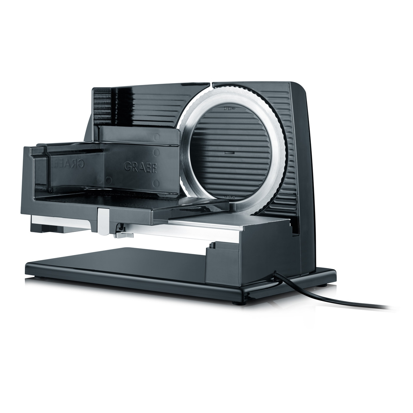 Graef slicer with removable carriage and blade