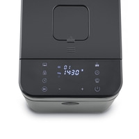 Macchina per il pane nera con display e controlli. Cottura, tempo e peso.