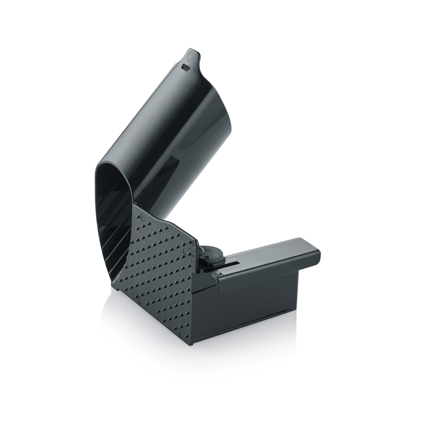 Contenitore di plastica nero con fori triangolari e coperchio apribile verso l'alto.