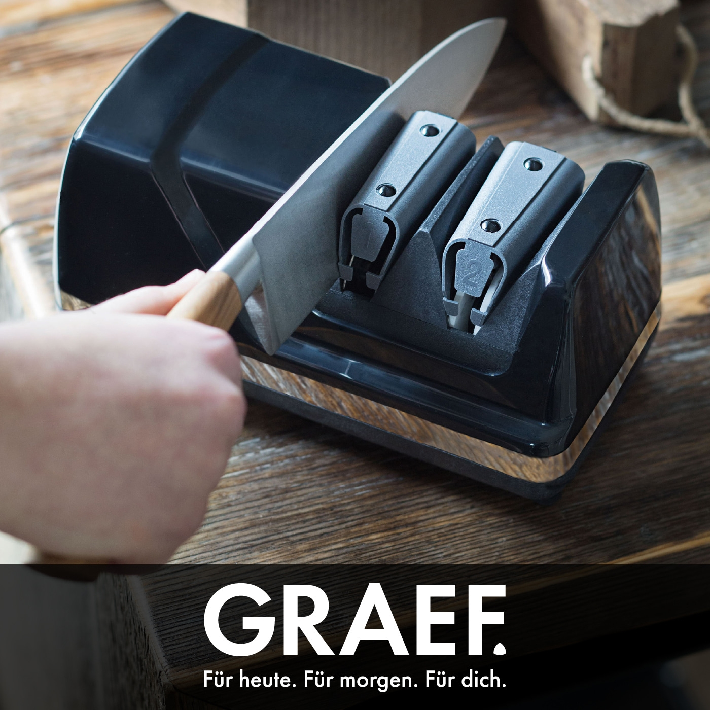 Affilatura coltelli con GRAEF. Per oggi, domani e te. Affilatore nero.