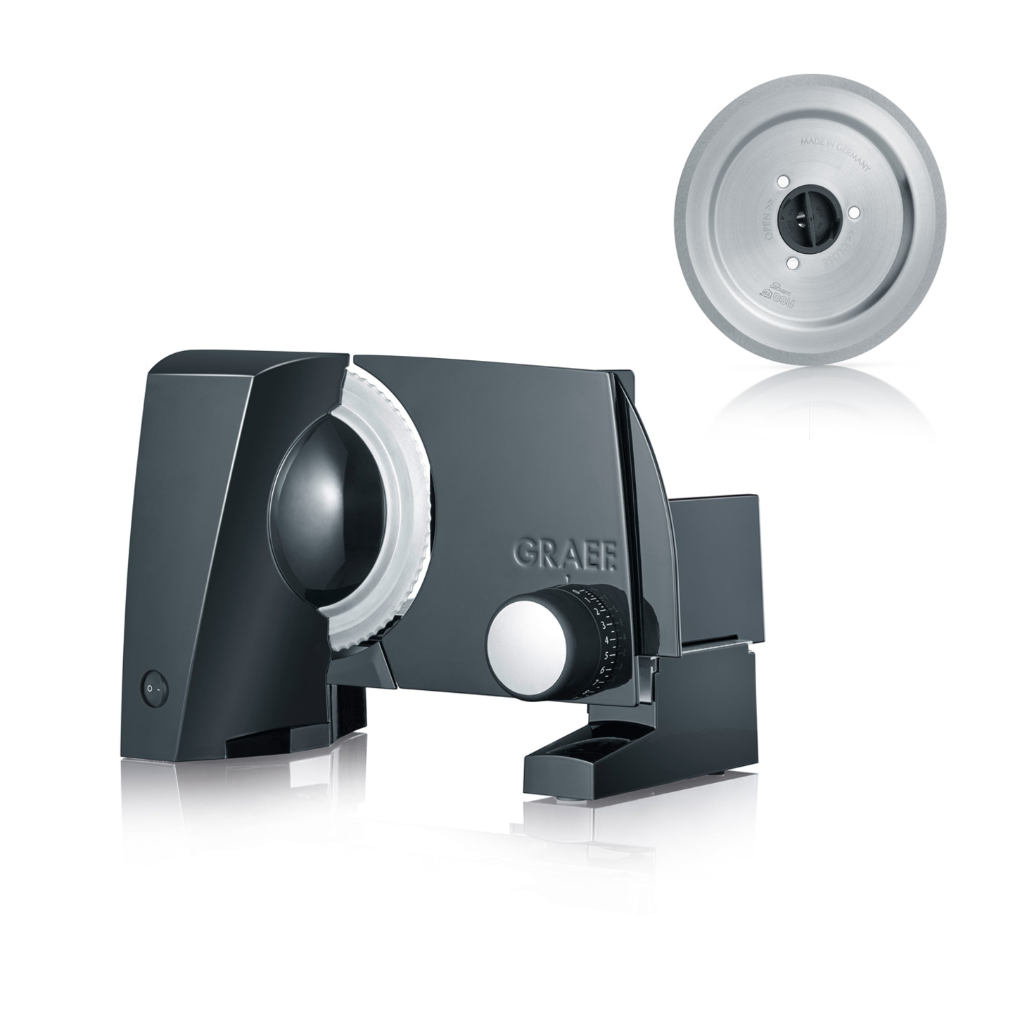 Trancheuse Graef avec lame amovible et molette de réglage de l'épaisseur.