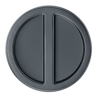 Coffee bean lid with text: Use coffee beans only, always grind with lid in place.