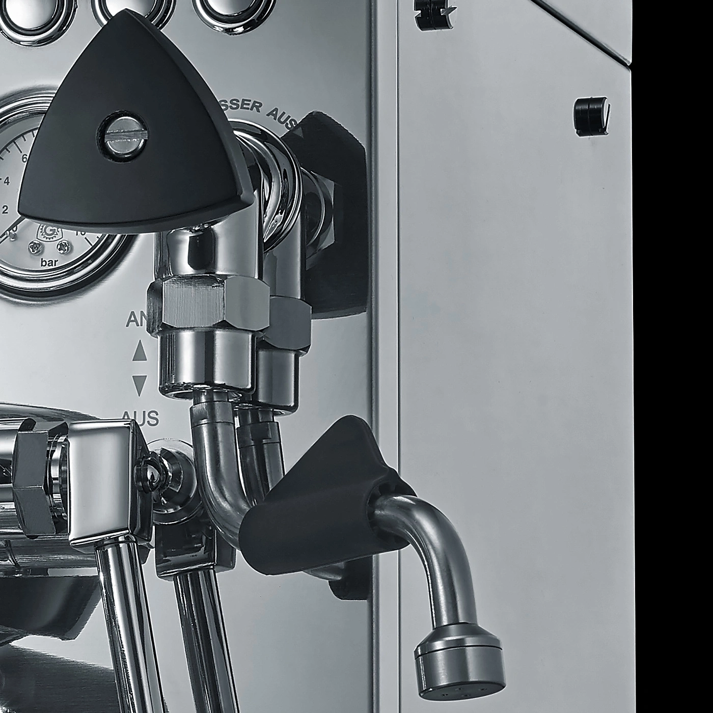 Macchina per espresso, cromo, valvola vapore, manometro, triangolo, metallo, preparazione caffè, primo piano, dettaglio